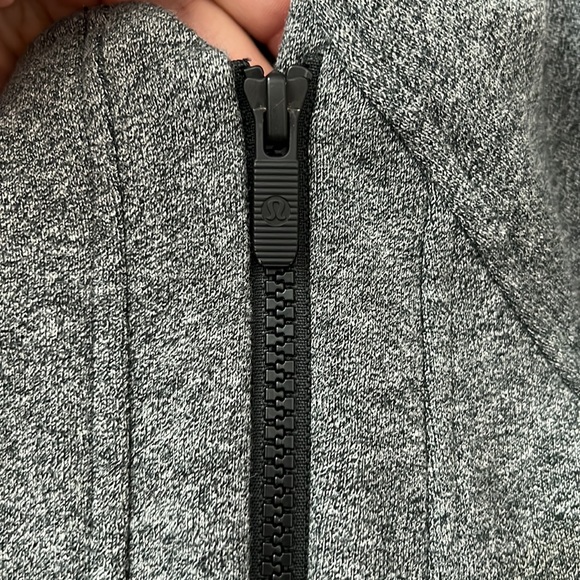 LULULEMON Back To It Wrap - size 6 - Picture 15 of 16